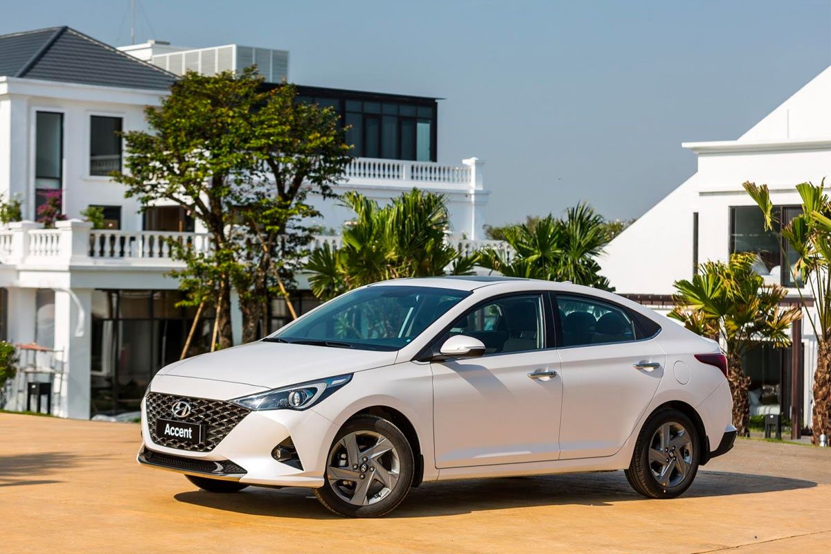 dẫn đầu top 10 xe bán chạy toàn thị trường ô tô Việt trong tháng 9/2022 là Hyundai Accent 