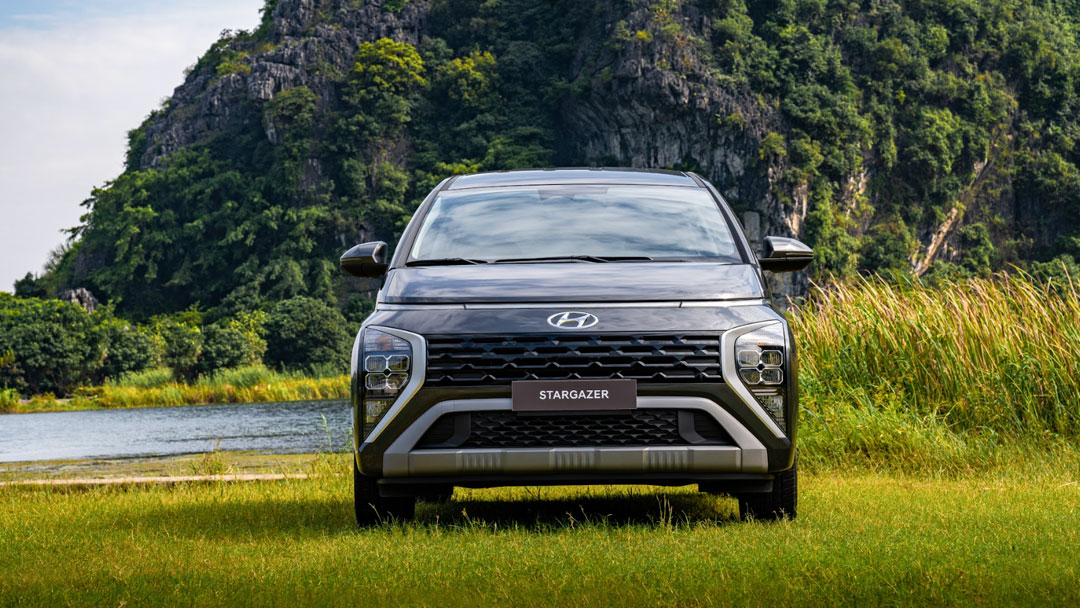 Mẫu xe mang cảm hứng thiết kế từ đàn anh Hyundai Staria
