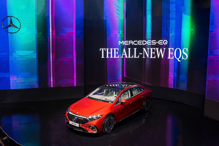 Mercedes-Benz EQS đã có màn ra mắt người dùng Việt .