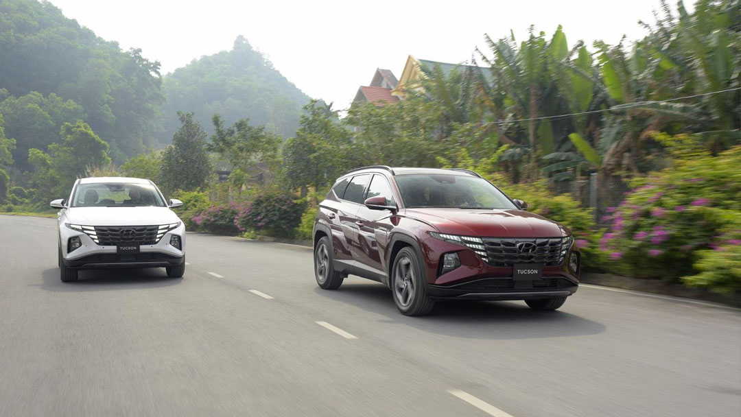 Hyundai Tucson được phân phối tại Việt Nam với 4 phiên bản