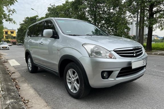 Mitsubishi Zinger từng đến Việt Nam để đối đầu với Toyota Innova.1
