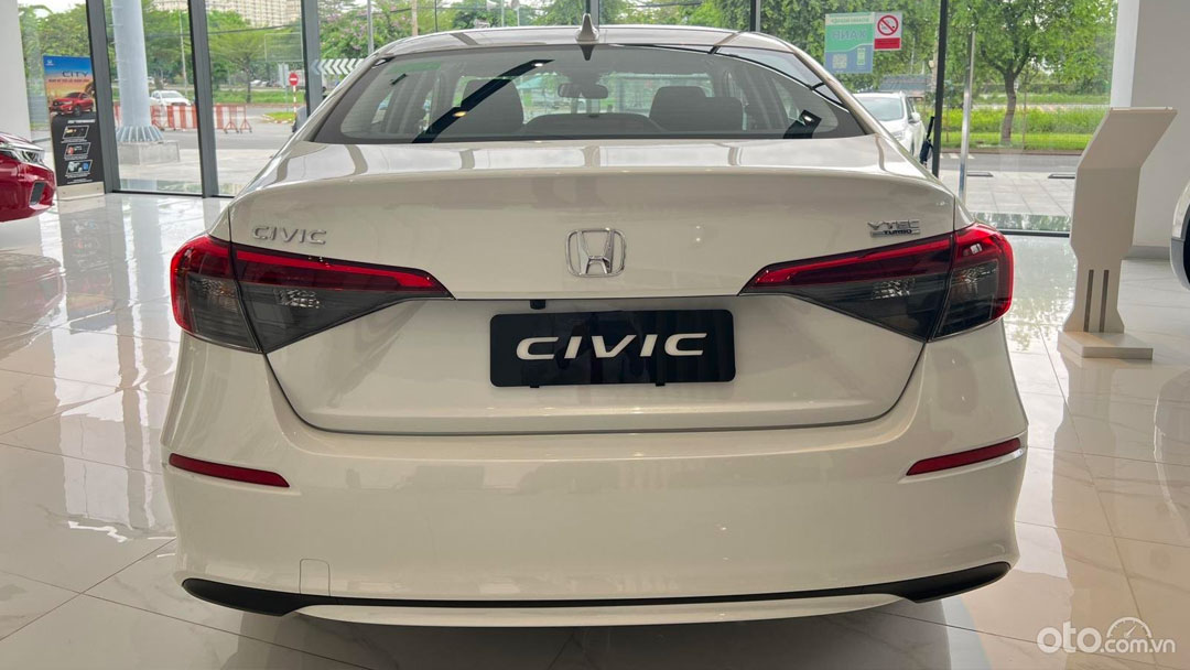 So sánh Honda Civic và KIA K3: Về ngoại thất