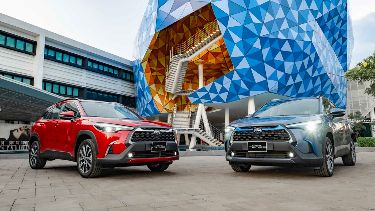 Top 10 xe bán chạy tháng 11: Toyota Corolla Cross dẫn đầu, Ford gây bất ngờ lớn