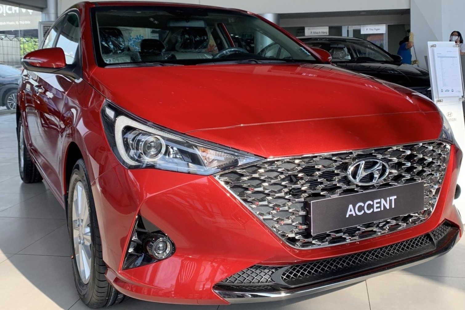 Thiết kế đầu xe Hyundai Accent 2023 1