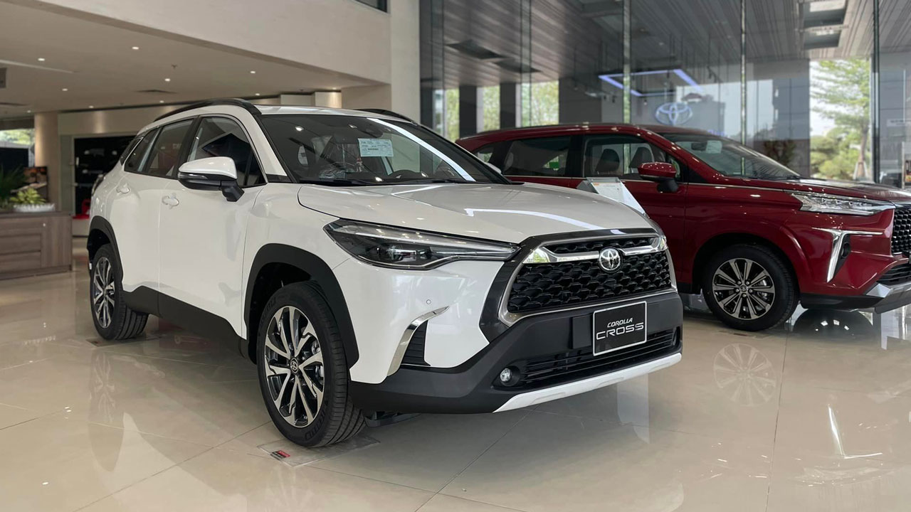 Toyota Corolla Cross 2023 vẫn mang thiết kế năng động và có phần chững chạc