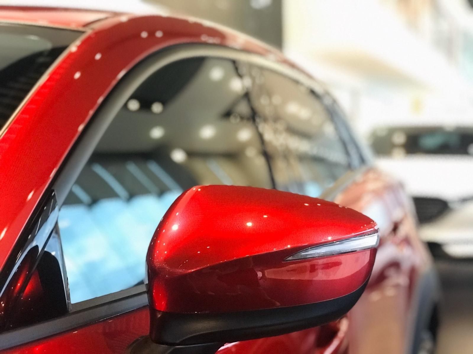 gương chiếu hậu tích hợp đèn báo rẽ LED trên Mazda CX-3.