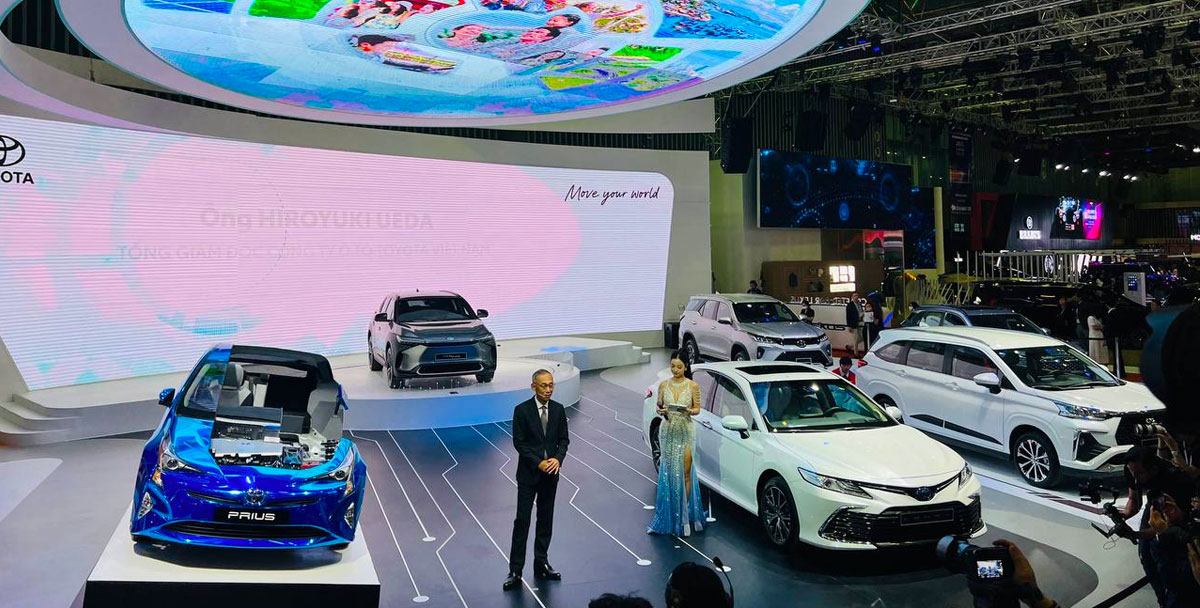 Toyota trong năm 2022 đã có những thành tích nổi bật khi Vios, Corolla Cross và Veloz Cross đều là những cái tên tạo nên sức bật rõ nét.