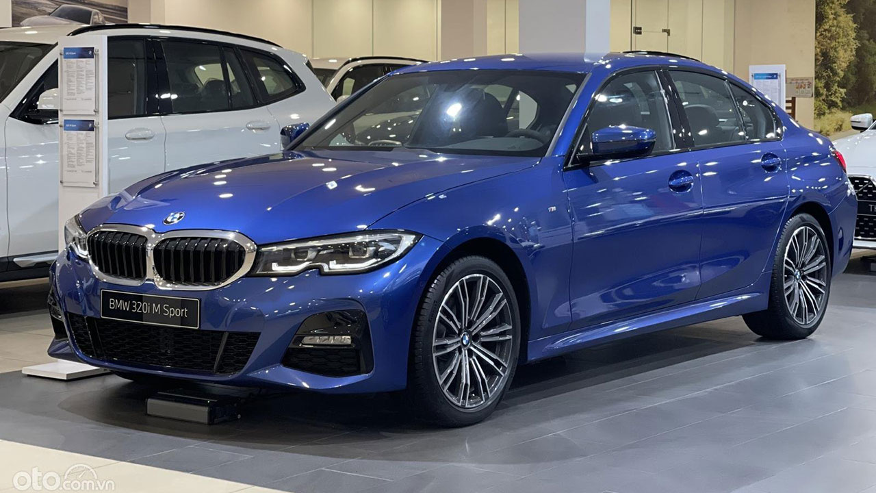 BMW 320i 2023 Giá Lăn Bánh Đánh Giá Thông Số Trả Góp