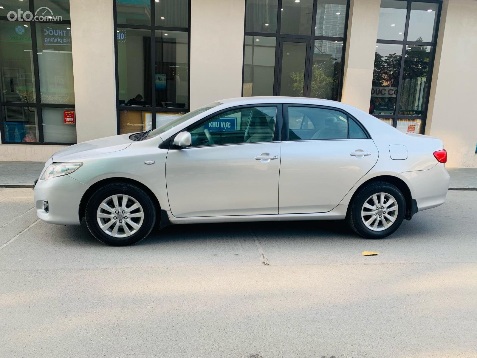 Toyota Corolla cũ