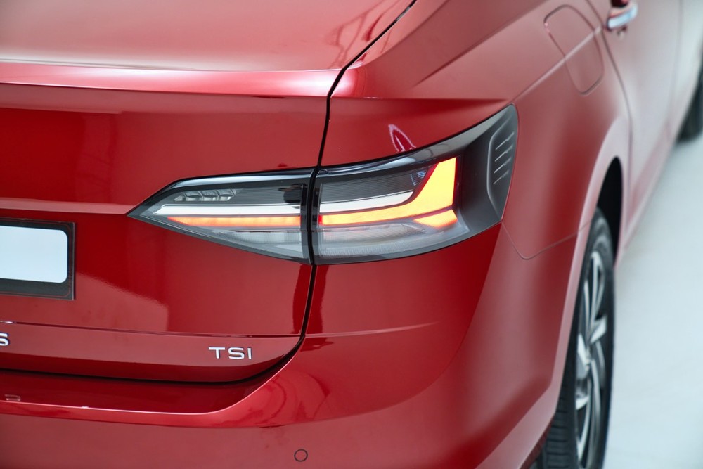Đèn hậu xe Volkswagen Virtus .