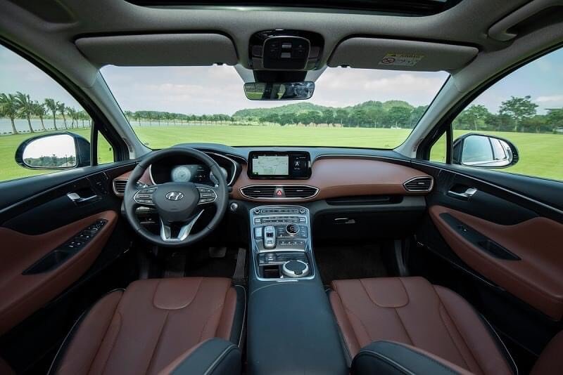 Không gian nội thất Hyundai Santa Fe.