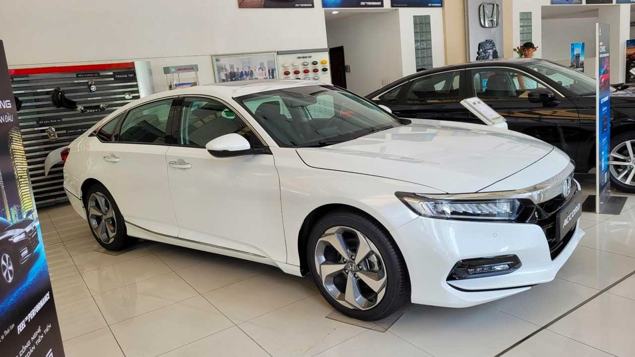 Nỗ lực thoát ế, Honda Accord ưu đãi 150 triệu đồng tại đại lý