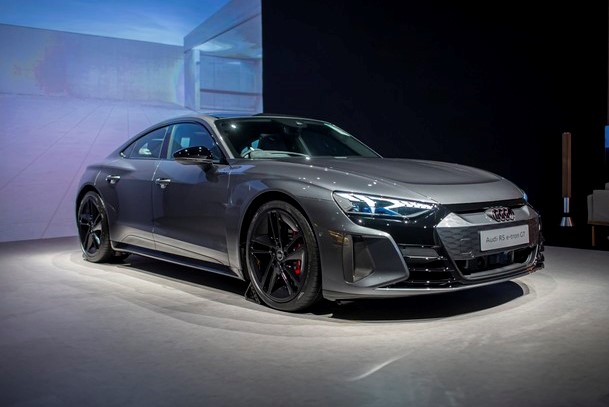 Audi e-tron GT RS sắp gia nhập thị trường Việt 1