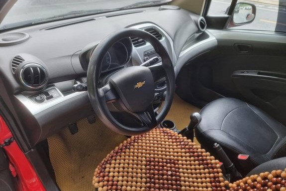 Nội thất xe Chevrolet Spark 2018 1