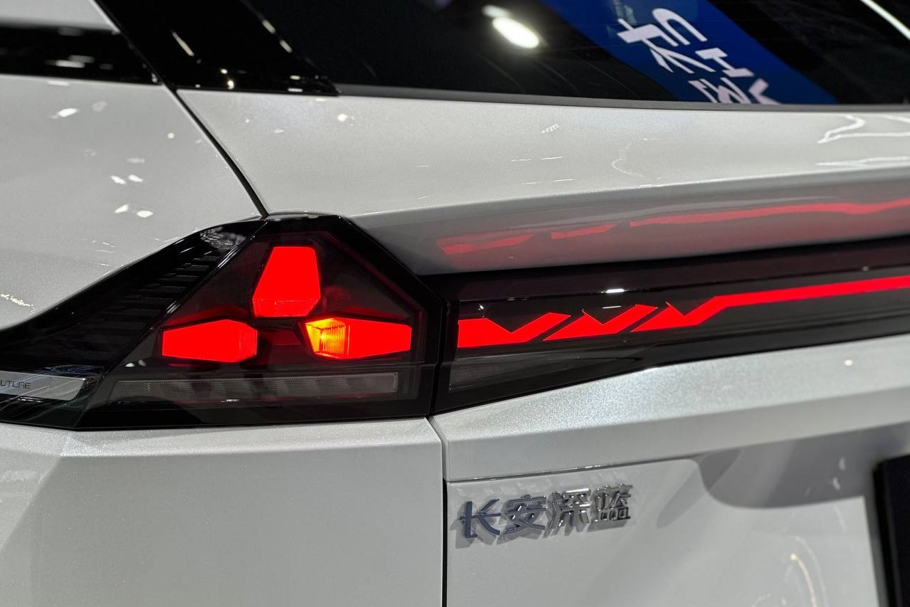 Có gì tại triển lãm ô tô lớn nhất thế giới - Shanghai MotorShow 2023?