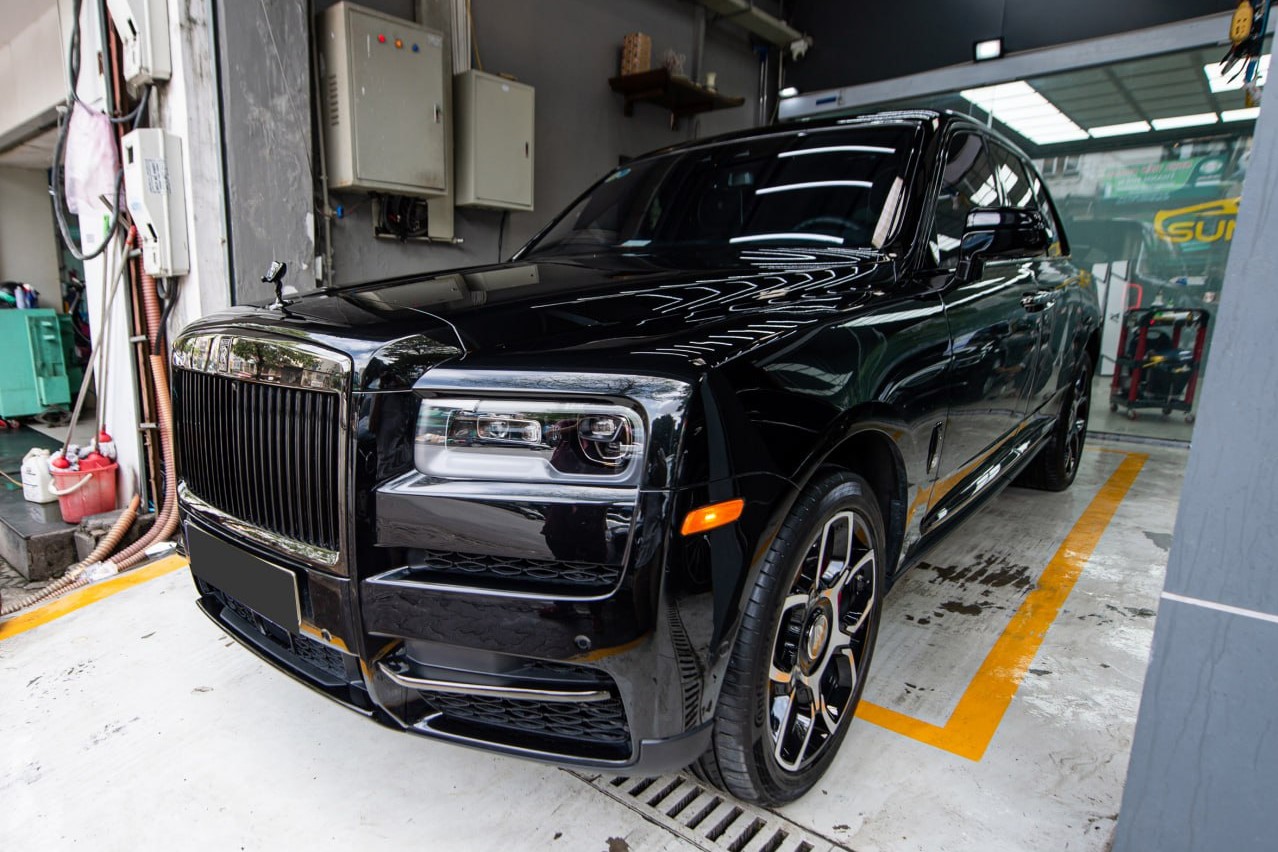 Bí ẩn Xe Siêu Sang Rolls Royce Cullinan Bị Bỏ Quên Gần 1 Năm Tại Cảng Hải Phòng Vn 