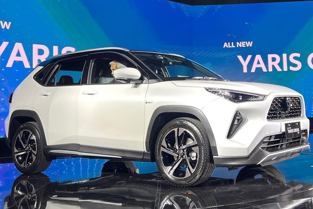 Toyota Yaris Cross 2023 sở hữu một ngoại hình hầm hố, đậm chất SUV. 1