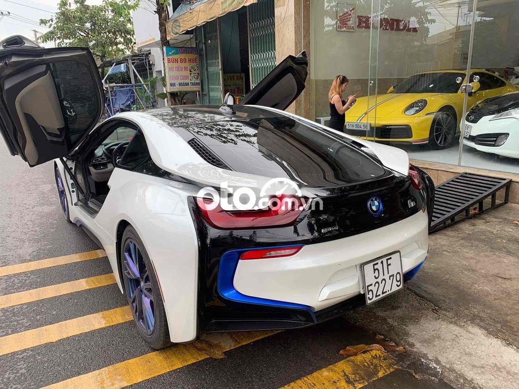 BMW i8 Ấn tượng xe thể thao hybrid