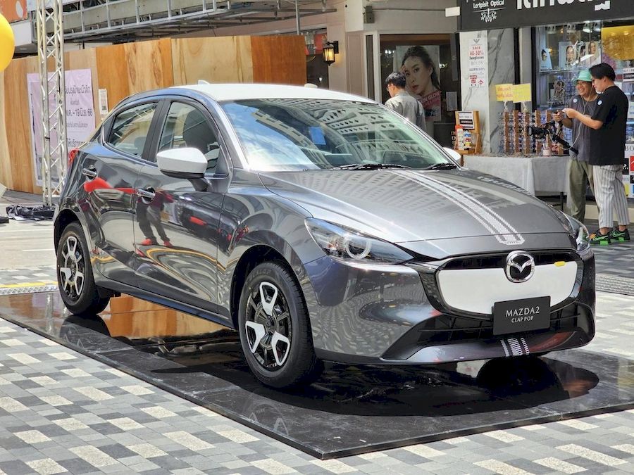 Mazda 2 facelift 2023 phiên bản Clap Pop.