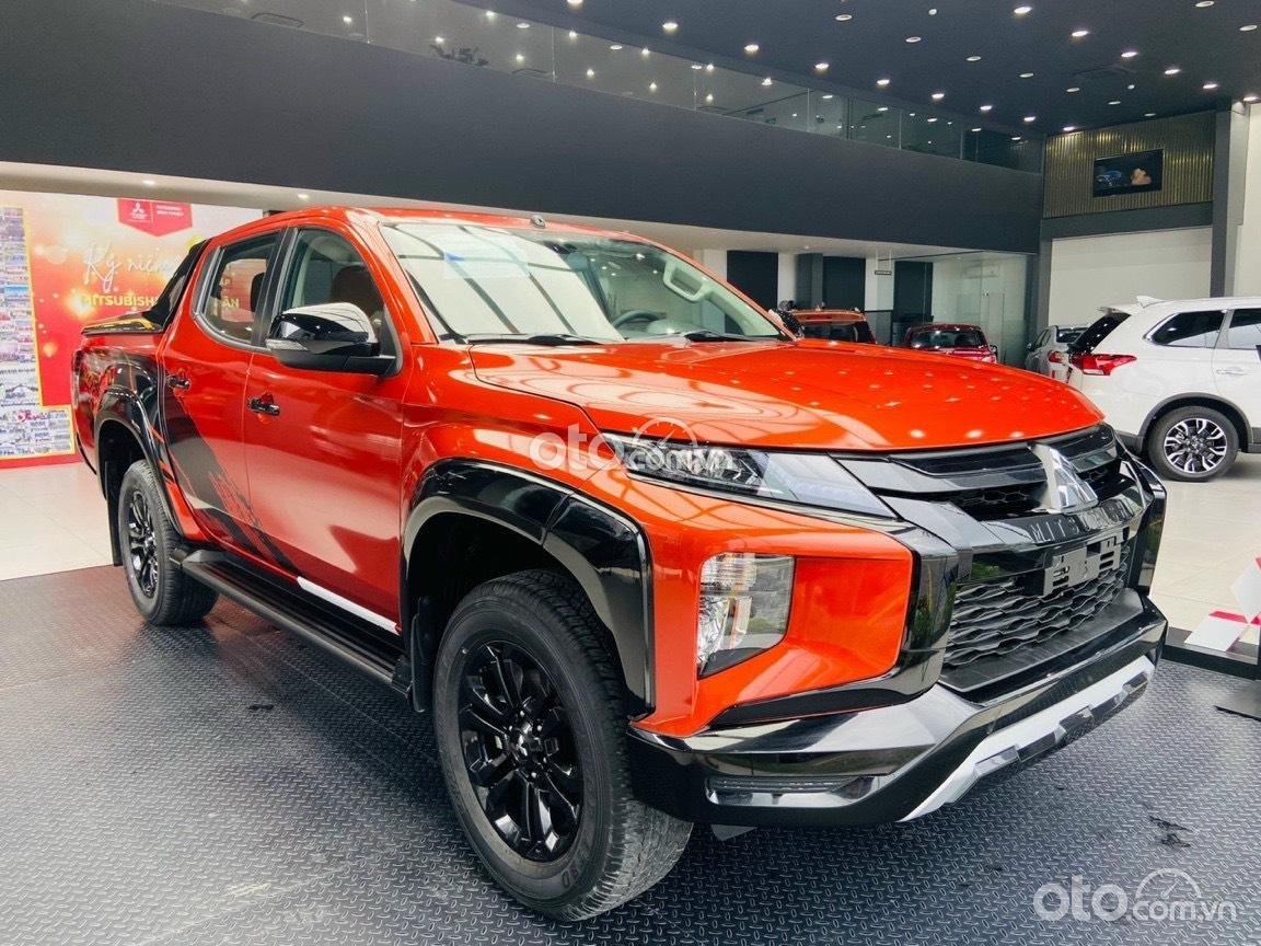 Mitsubishi Triton.