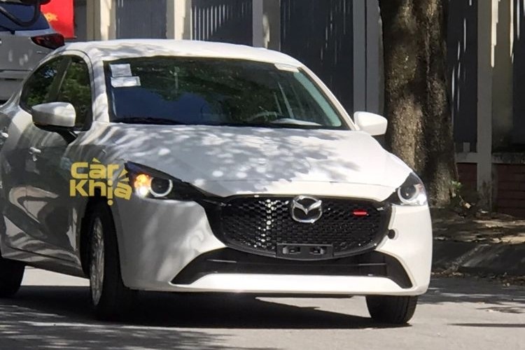 Mazda2 facelift lộ ảnh đăng kiểm, bản cũ "xả hàng" chỉ từ 415 triệu tại đại lý 1