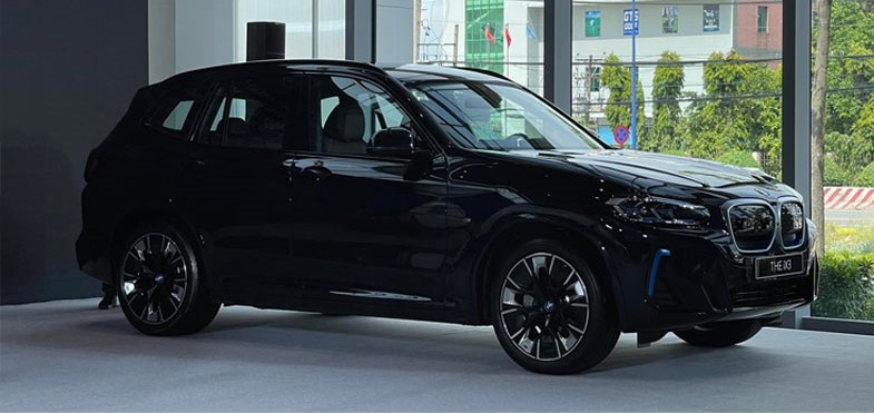 BMW iX3 2023 1