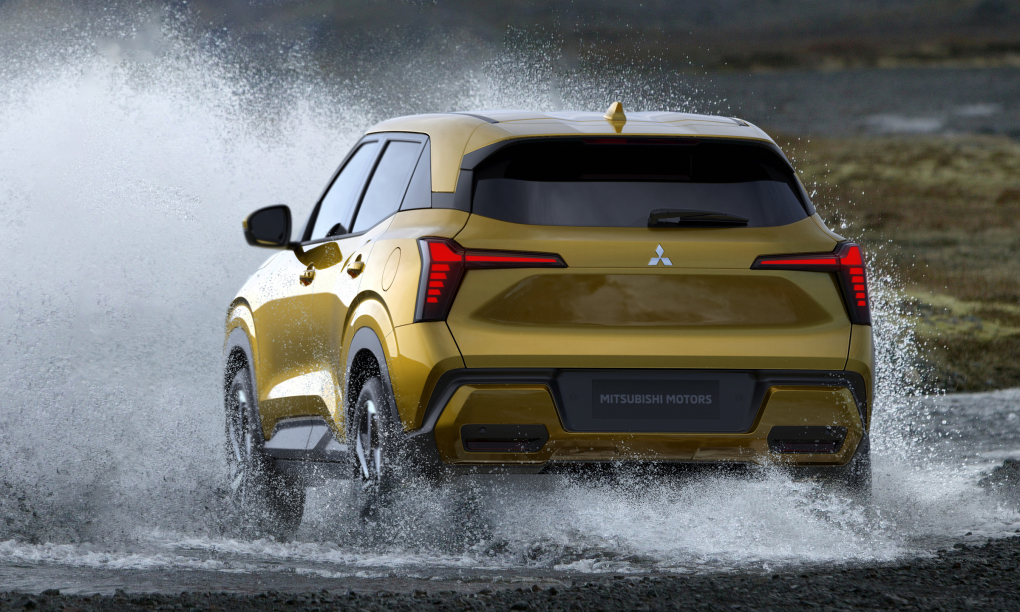 Đuôi xe Mitsubishi XFC bản thương mại Đuôi xe Mitsubishi XFC bản thương mại .