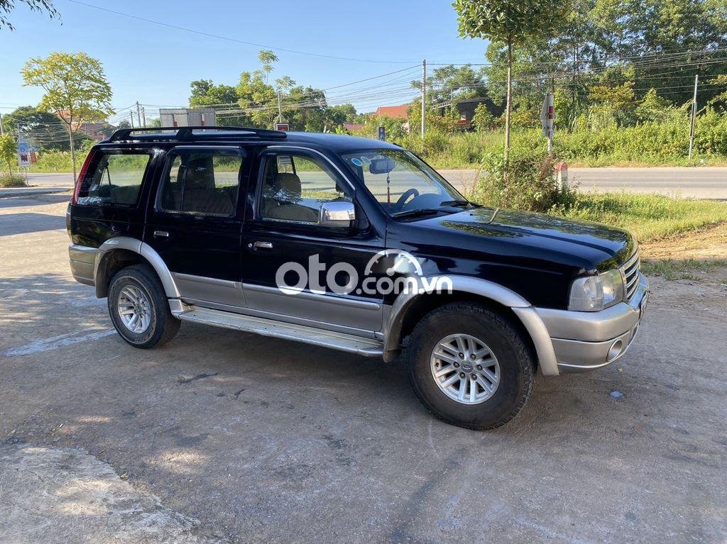 giá xe Ford Everest 2005.