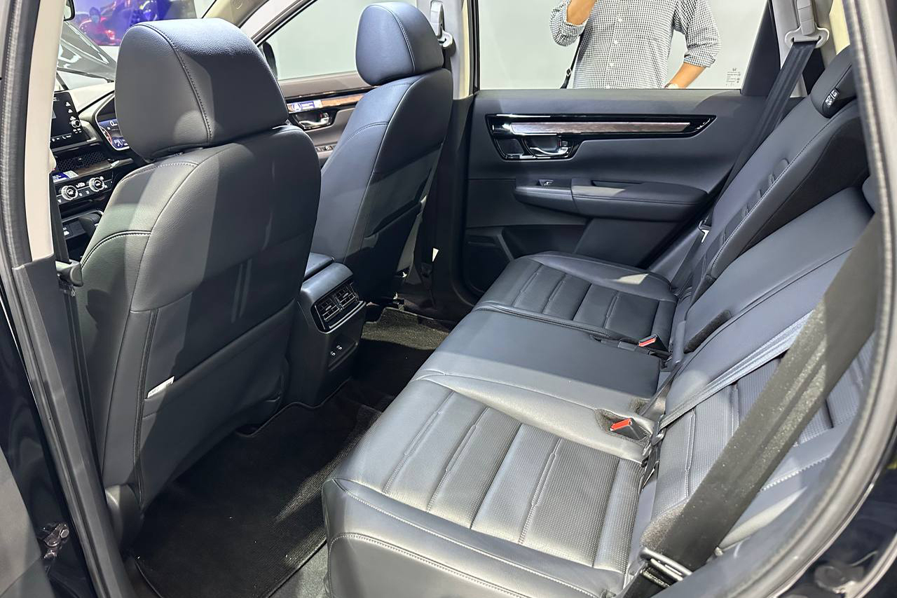 Thiết kế hàng ghế sau Honda CR-V 2023 Thiết kế hàng ghế sau Honda CR-V 2023 1