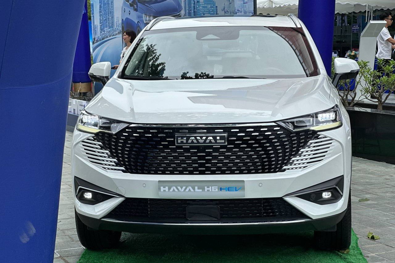 Ngoại thất xe Haval H6 2023.