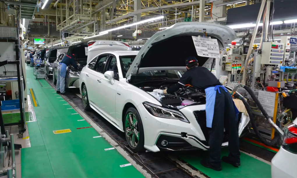Sản lượng xe Toyota giảm bao nhiêu sau khi 14 nhà máy chịu ảnh hưởng từ “lỗi hệ thống sản xuất”?