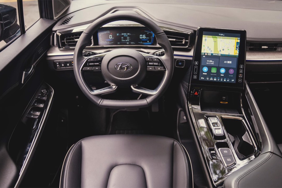 Thiết kế nội thất xe Hyundai Custin/Custo 1