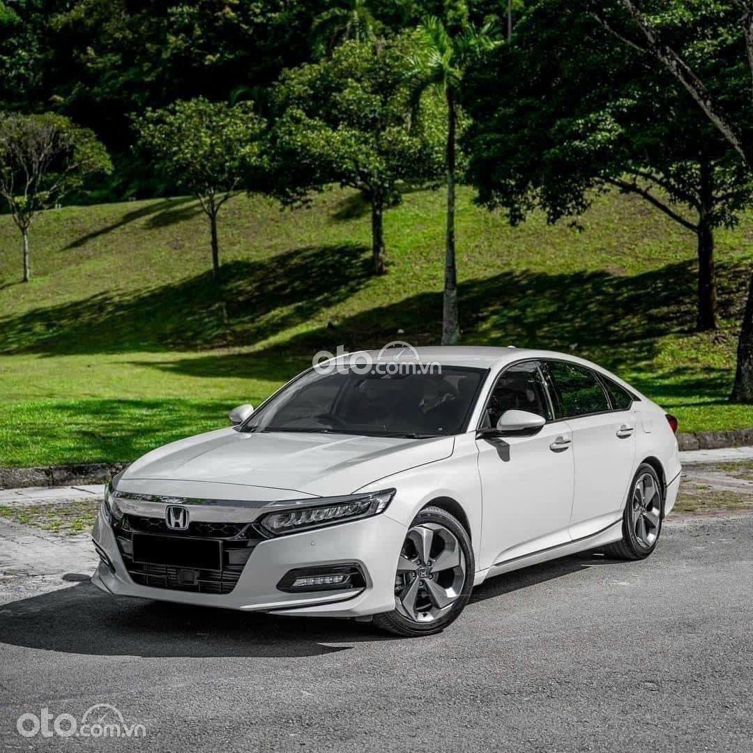 Honda Accord dẫn đầu Top 10 xe bán chậm .