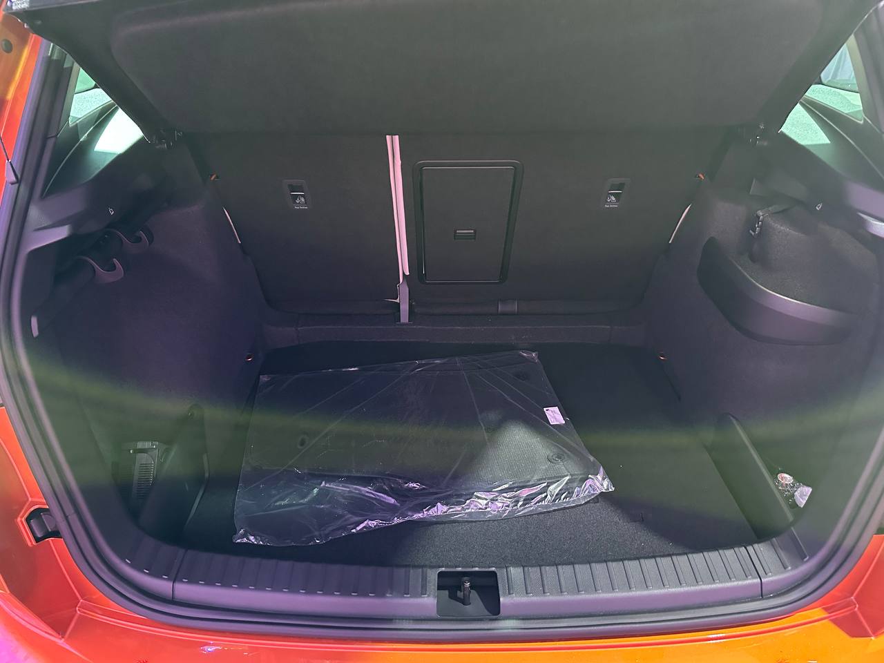 Cốp xe Skoda Karoq.