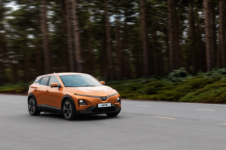 Thông số kỹ thuật VinFast VF 6: Động cơ – Vận hành.