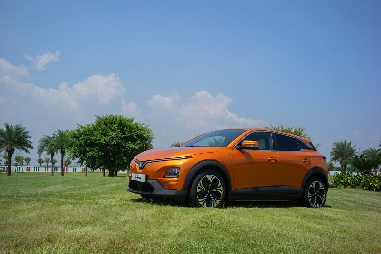 VinFast VF6 - mẫu SUV điện hạng B vừa ra mắt thị trường Việt. VinFast VF6 - mẫu SUV điện hạng B vừa ra mắt thị trường Việt.1