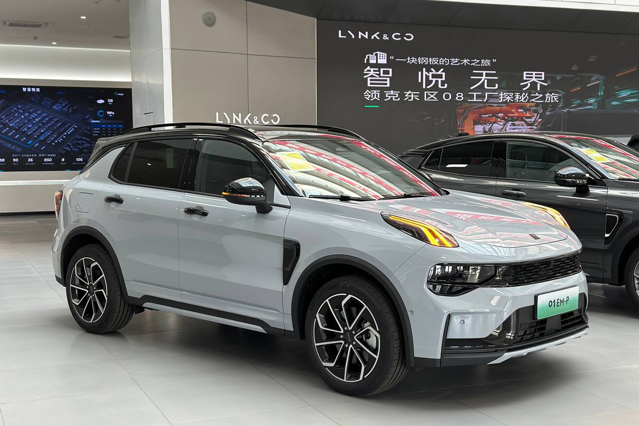 Lynk & Co 01