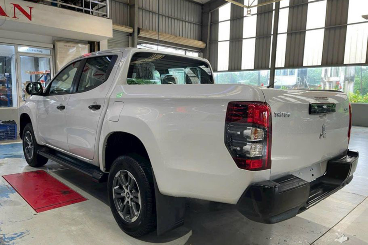 Mitsubishi Triton 4x4 MT là phiên bản dành riêng cho nhóm khách hàng dự án 1