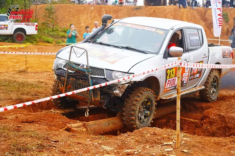 những pha xử lý khéo léo, một tinh thần thép cùng bản lĩnh vững vàng.