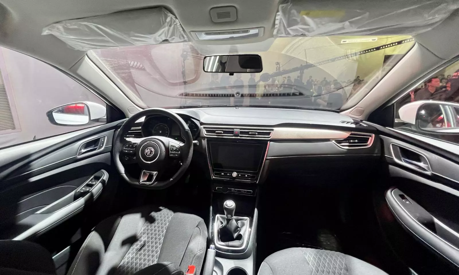 Khoang nội thất của MG5 1