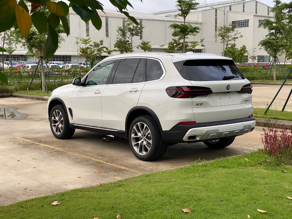  thông số kỹ thuật BMW X5 2024, an toàn.
