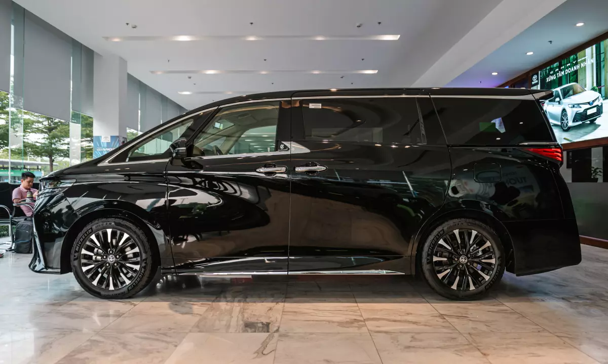 Thông số kỹ thuật Toyota Alphard 2024: Những thay đổi đáng tiền trên ...