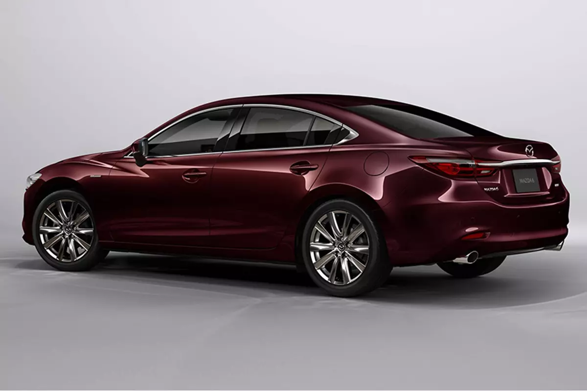 Mazda6 20th Anniversary Edition a4