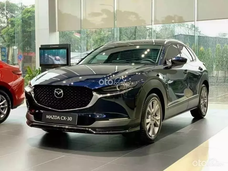 Mazda CX-30 nhập hội tăng giá cuối năm, nhiều nhất 25 triệu đồng.