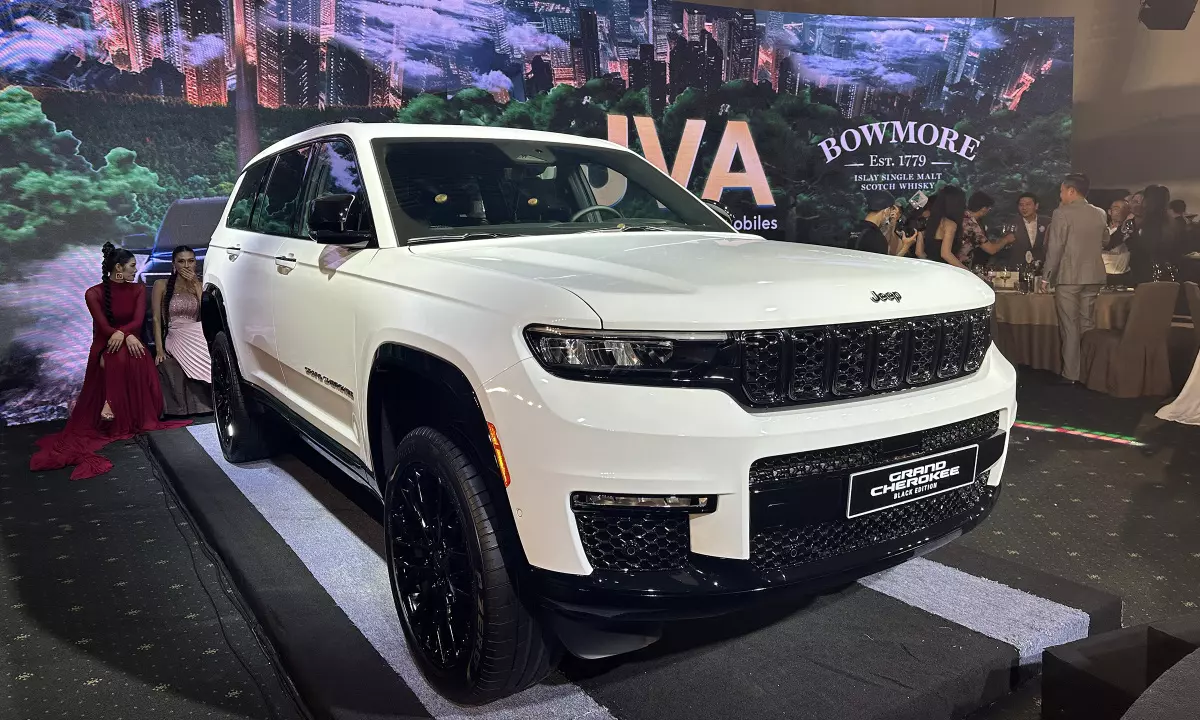 Bản đặc biệt Summit Reserved Black Package củaJeep Grand Cherokee L vừa ra mắt. 1