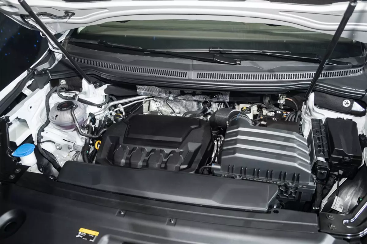 Volkswagen Viloran 2024 sử dụng động cơ xăng 4 xi-lanh, tăng áp, 2.0L 1