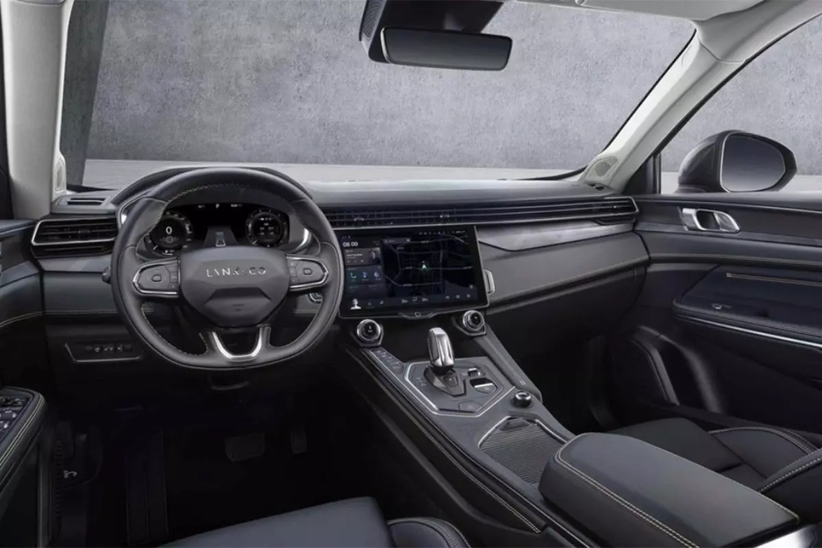 Nội thất xe Lynk & Co 01 1