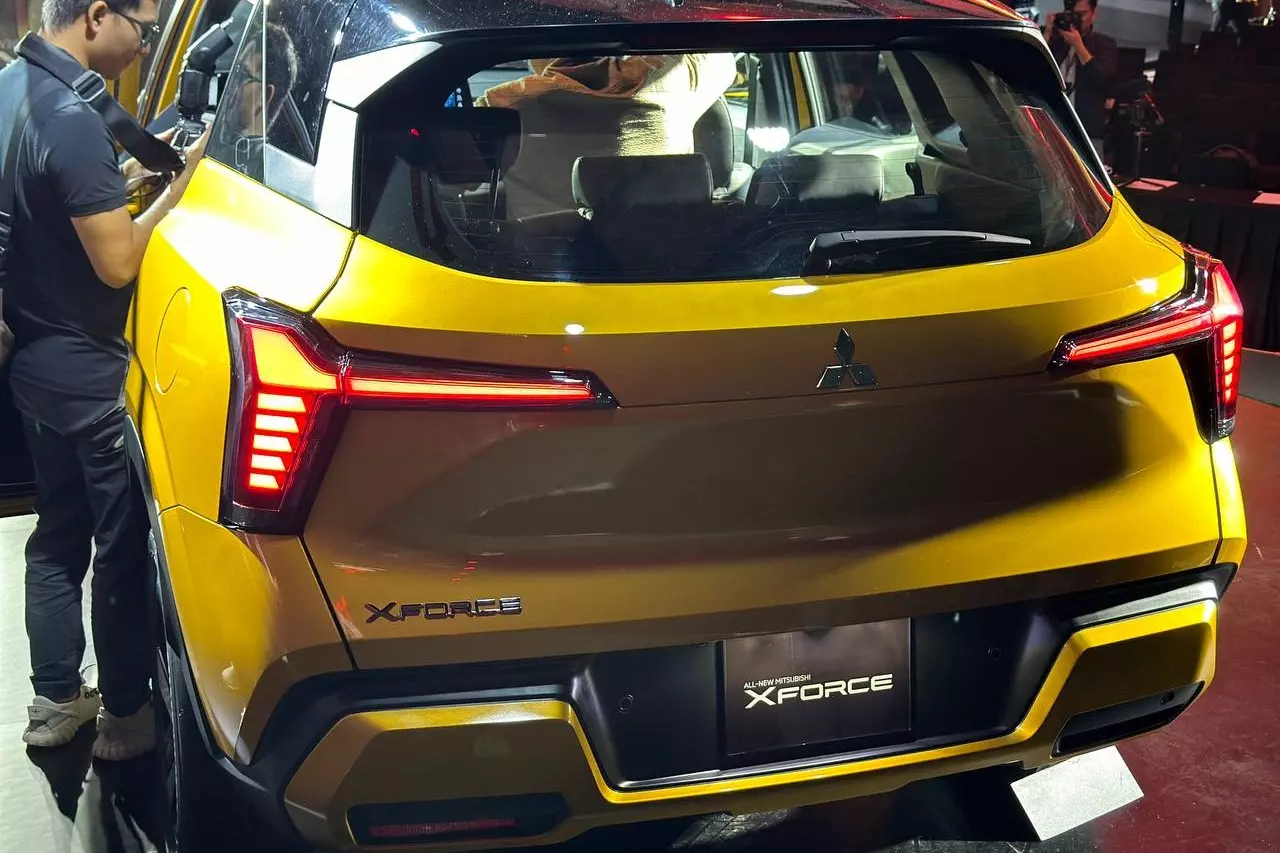 Ngoại thất xe Mitsubishi Xforce 6 Ngoại thất xe Mitsubishi Xforce a6