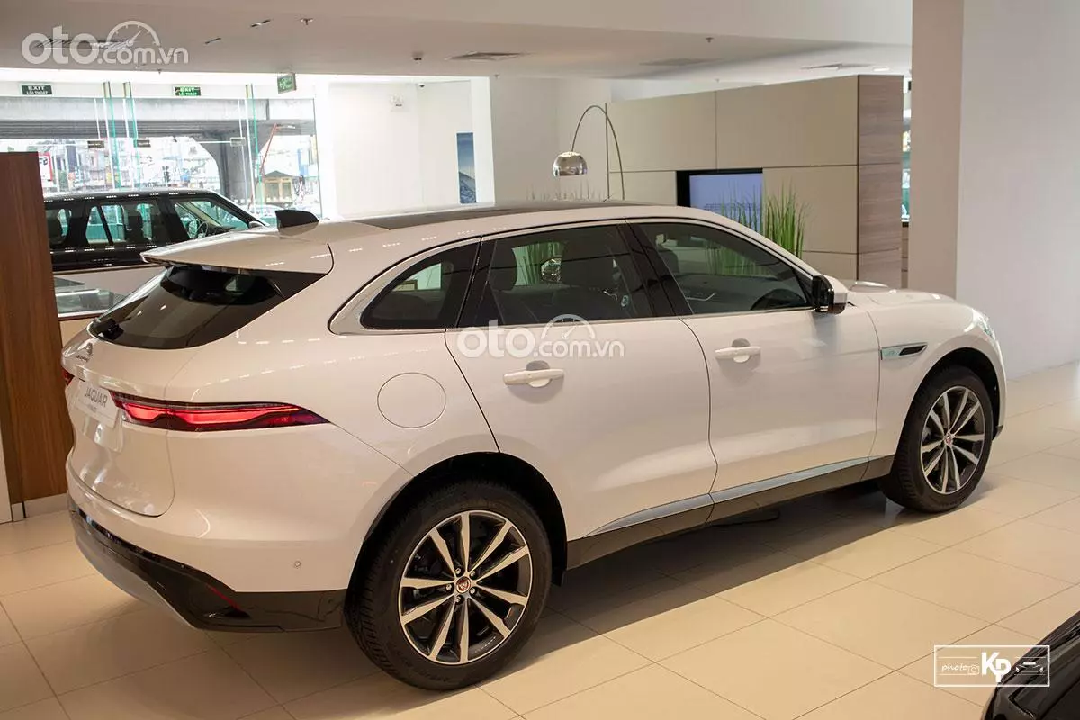 Jaguar F-Pace 2021.1.