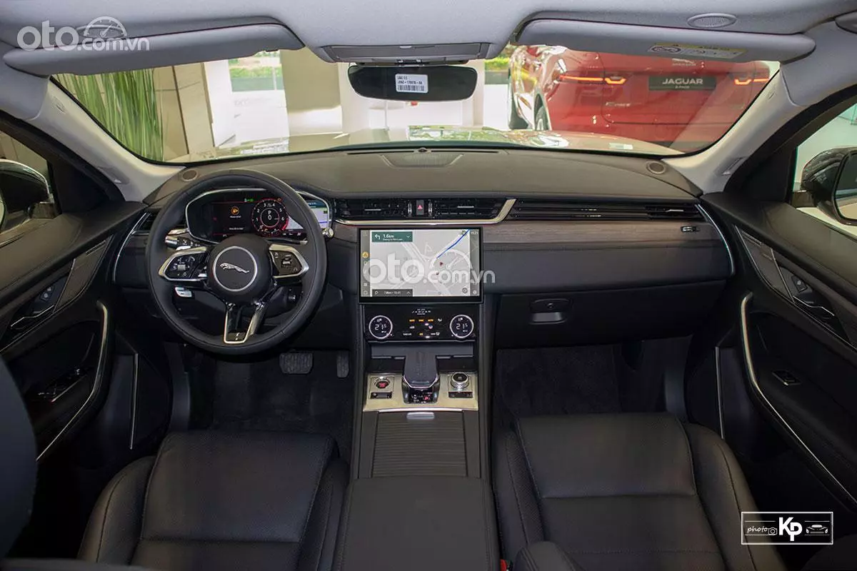 nội thất Jaguar F-Pace.